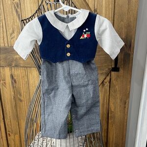 Vintage Nuesery Rhyme Navy and Gray Baby Outfit with Train Embroidery. 3/6 month